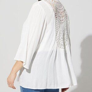 Torrid Gauze Crochet Inset Kimono sz 0 NWT